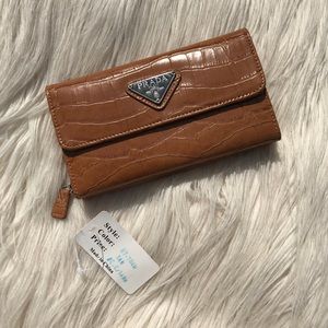 faux crocodile skin tan wallet